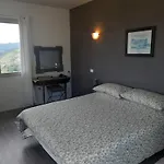 Вилла Dei Sogni, With Private Pool ,roof Terrace And Spectacular Views Of Monaco And Ligurian Mountains Vallebona