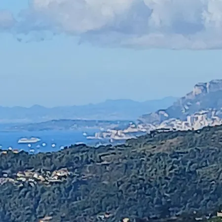 Dei Sogni, With Private Pool ,roof Terrace And Spectacular Views Of Monaco And Ligurian Mountains 빌라 Vallebona